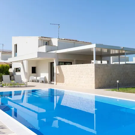 فيلة Edilia Vacanze مارينا دي راغوزا